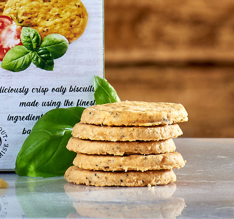 Oaty Biscuits &amp; Chutney Selection Box