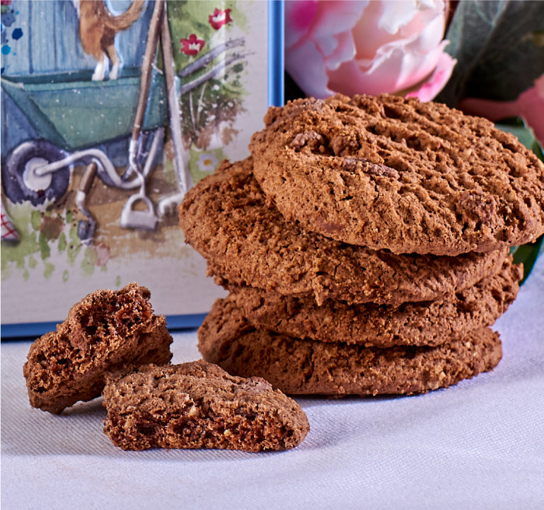 Embossed Garden Gate Tin